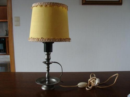 Ancienne lampe de chevet en étain, vintage, Maison & Meubles, Lampes | Lampes de table, Comme neuf, Moins de 50 cm, Autres matériaux
