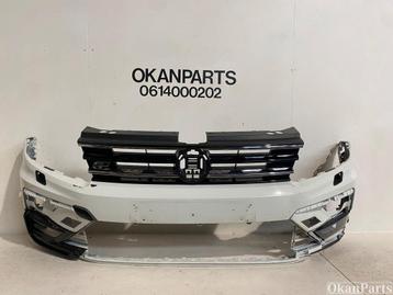 VW Volkswagen Tiguan 5NA R-Line Voorbumper 5NN807221A beschikbaar voor biedingen