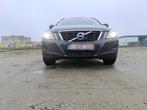 Volvo XC 60-4x4. Barre d'attelage. Moteur 2,4 l 184 142 km «, Autos, Volvo, Cuir, Achat, Boîte manuelle, Noir