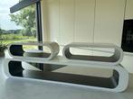 Retro kubus wit zwart set van 3 wand nachtkastje, Huis en Inrichting, Slaapkamer | Nachtkastjes, Ophalen of Verzenden