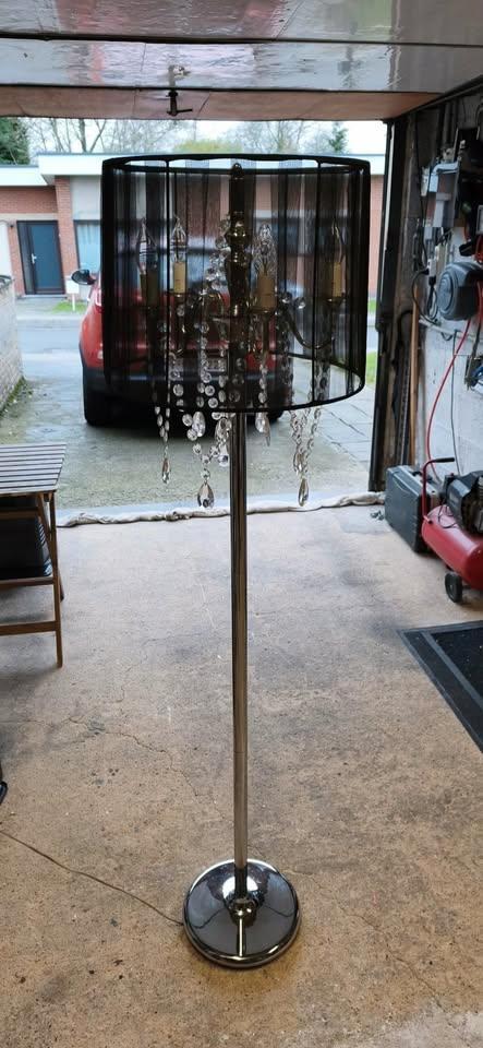 Lampadaire Baroque avec abat jour toile,interupteur à pied., Maison & Meubles, Lampes | Lampadaires, Comme neuf, 150 à 200 cm