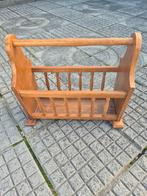 Vintage houten kranten/ tijdschriftenhouder., Ophalen, Gebruikt