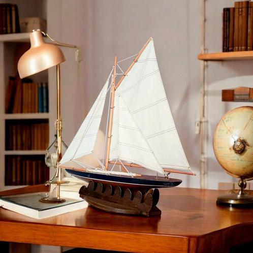 Te Koop: Elegant Houten Zeilboot Model – 56cm – €75, Hobby en Vrije tijd, Modelbouw | Boten en Schepen, Zo goed als nieuw, Ophalen of Verzenden