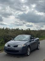 Cabrio Renault megane 1.6Benzine Gekeurd voor verkoop, Auto's, Renault, Voorwielaandrijving, Overige kleuren, Cabriolet, Leder