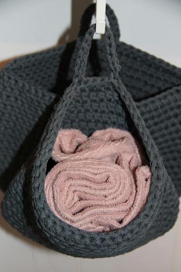 Paniers gris crochetés à la main IKEA série Nordrana  beschikbaar voor biedingen