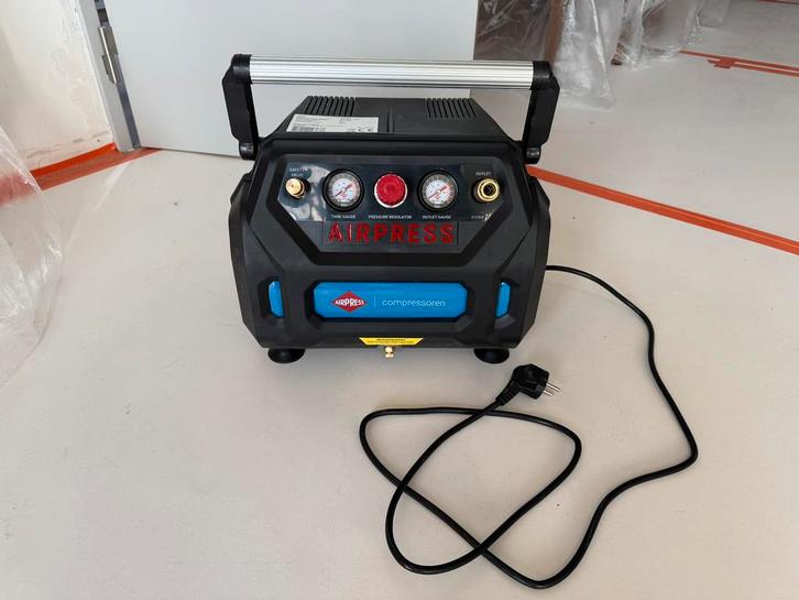 Compressor AirPress H215-6, Doe-het-zelf en Bouw, Compressors, Zo goed als nieuw, Ophalen