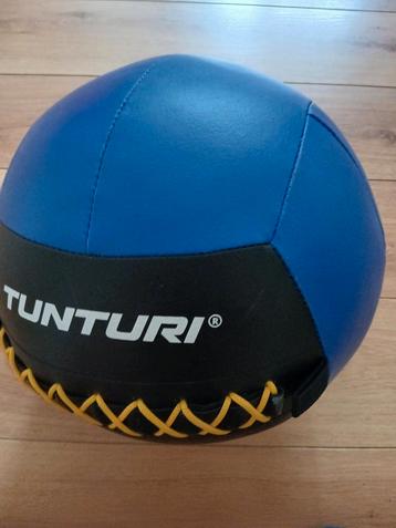 Wall Ball 8kg beschikbaar voor biedingen
