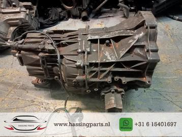 Versnellingsbak van een Audi A4 Avant (B7) 2.0 beschikbaar voor biedingen