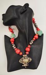 Prachtige zilveren Tibetaanse ketting met turquoise/dzi, Handtassen en Accessoires, Kettingen, Ophalen of Verzenden, Zo goed als nieuw