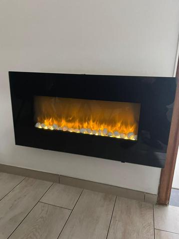 Moderne haard beschikbaar voor biedingen