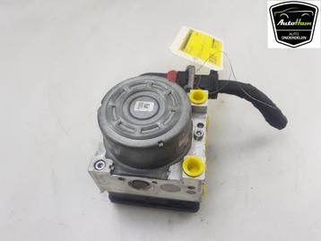 ABS POMP Volkswagen Golf VII (AUA) (01-2012/03-2021) beschikbaar voor biedingen