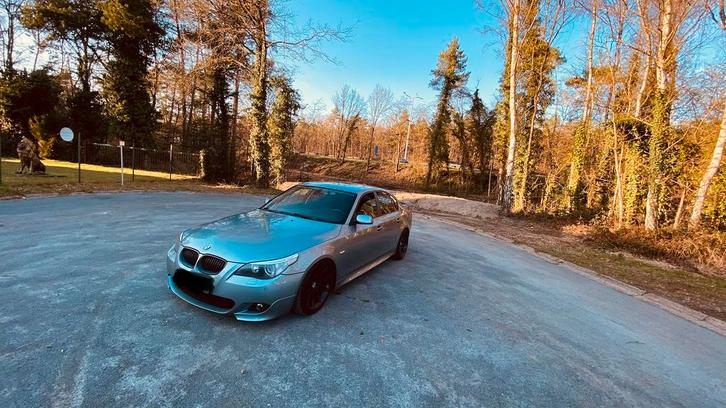 5.30i bmw 260 pk, Auto's, BMW, Bedrijf, 5 Reeks, ABS, Airbags, Alarm, Bluetooth, Climate control, Cruise Control, Elektrische koffer