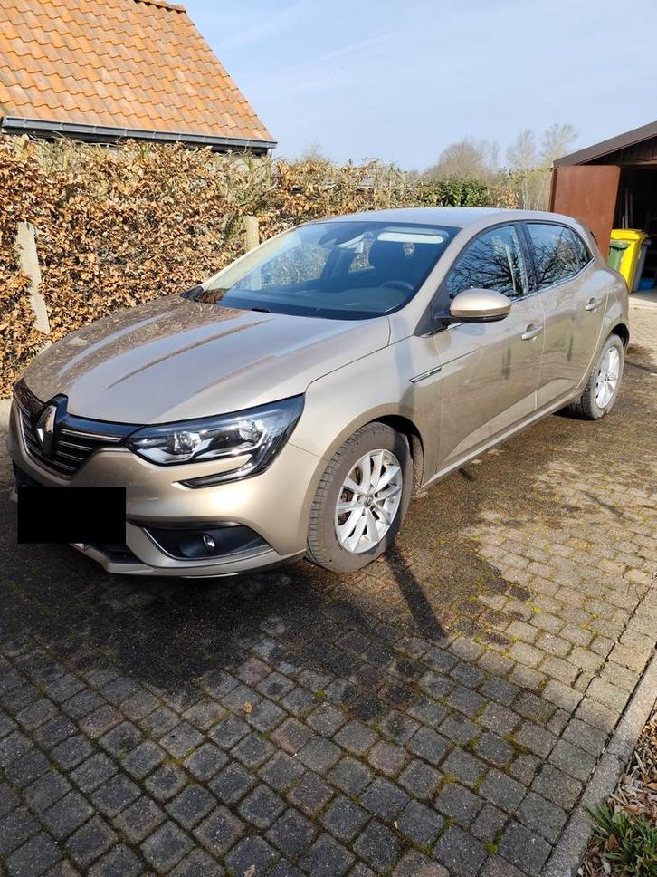 Renault Mégane à hayon 4, Autos, Renault, Particulier, Mégane, ABS, Phares directionnels, Airbags, Air conditionné, Bluetooth