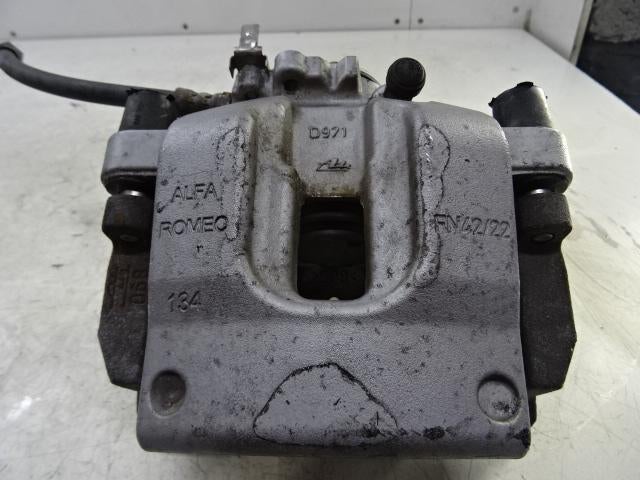 ETRIER DE FREIN ARRIÈRE DROIT Alfa Romeo Stelvio (949), Autos : Pièces & Accessoires, Freins & Transmission, Alfa Romeo, Utilisé