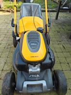 Stiga, Tuin en Terras, Ophalen, Opvangzak, Zo goed als nieuw, Benzine-grasmaaier