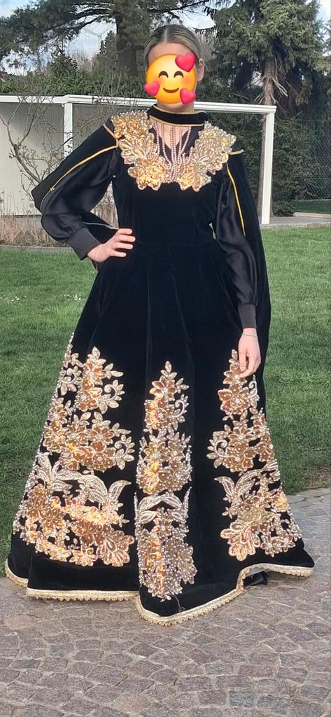 Robe de soirée élégante de luxe noire et dorée - occasions s, Vêtements | Femmes, Costumes de carnaval & Vêtements de fête, Comme neuf