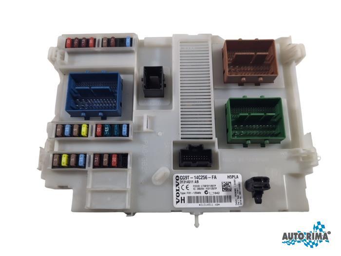 Zekeringkast van een Volvo XC70, Gebruikt, -, -, Ophalen of Verzenden