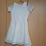 Feestkleedje, Ophalen