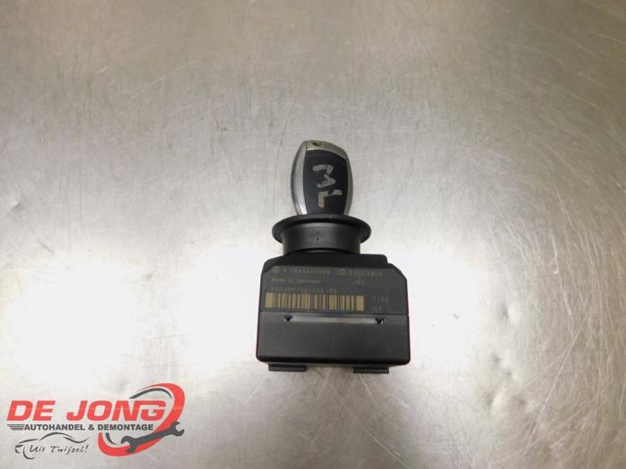 Serrure de contact + clé d'un Mercedes ML-Klasse, Autos : Pièces & Accessoires, 3 mois de garantie, Utilisé, -, -