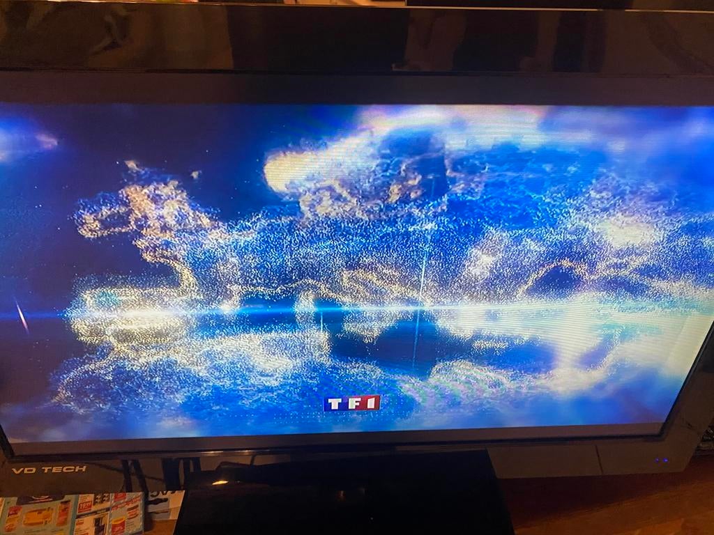 Télévision sans télécommande fonctionne bien ! Les commandes, TV, Hi-fi & Vidéo, Télévisions, Enlèvement, Comme neuf