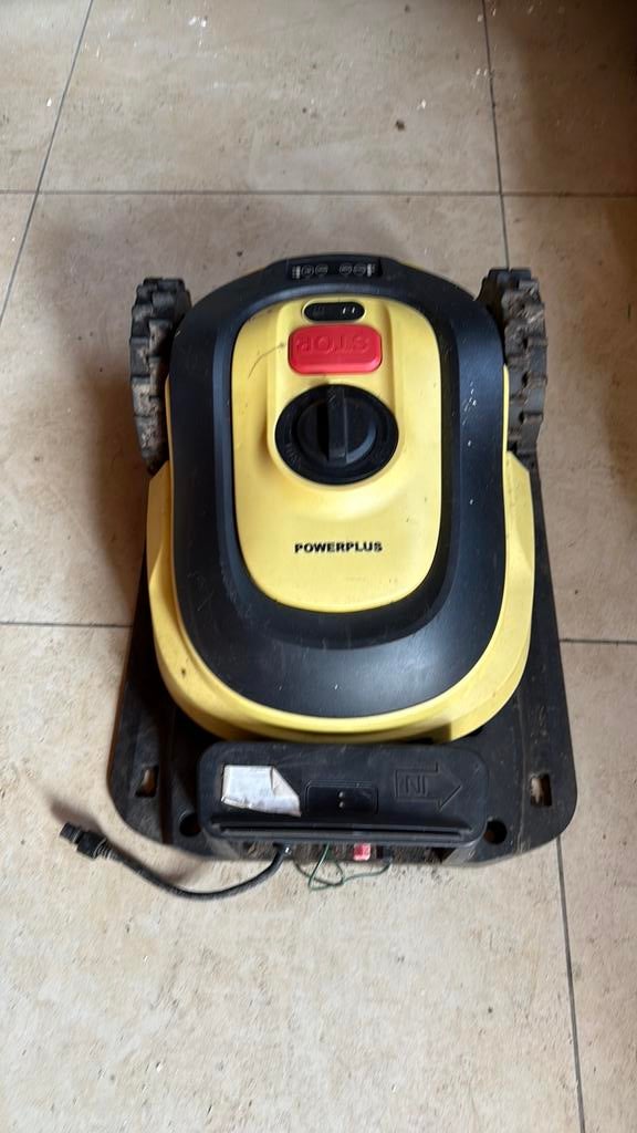 Robotmaaier, Tuin en Terras, Ophalen, Gebruikt, Minder dan 20 cm, Met regensensor