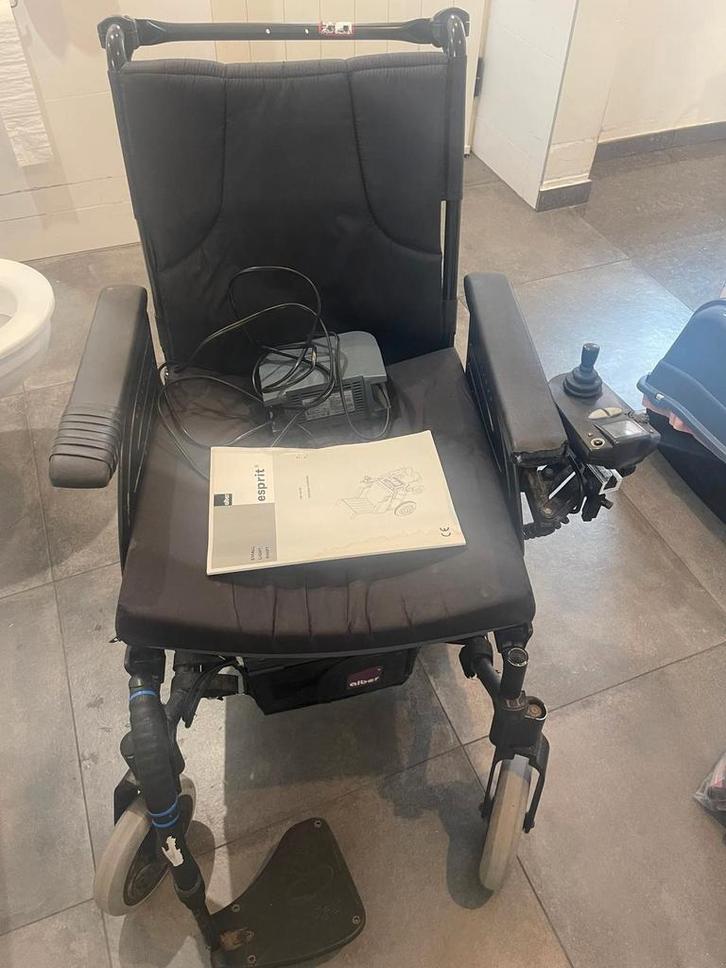 Fauteuil roulant électrique, nouveau système de direction et, Divers, Chaises roulantes, Enlèvement