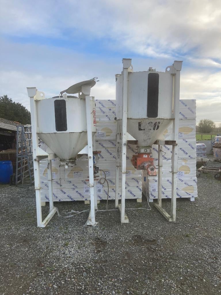 mortelsilo berger 0.8 & &1.2m³, Doe-het-zelf en Bouw, Overige Doe-Het-Zelf en Bouw, Gebruikt, Ophalen