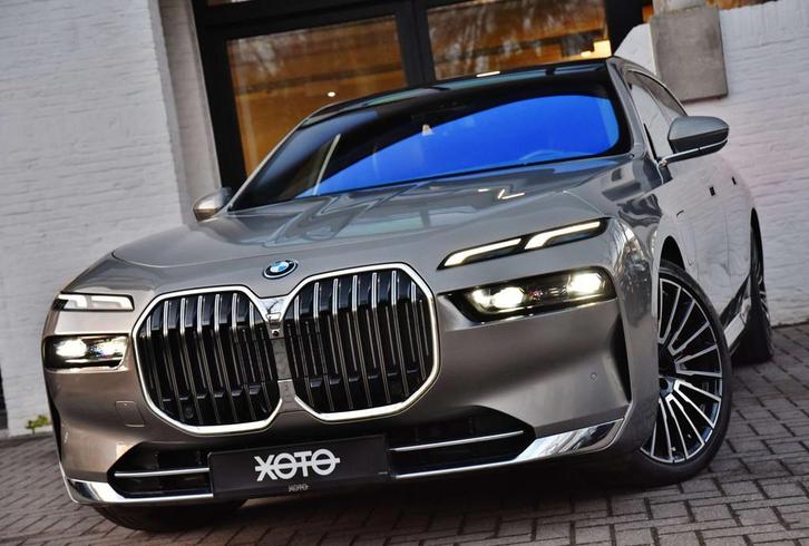 BMW 7 Serie 750 E XDRIVE AS PHEV *AUT.DOORS / CINEMA SCREEN*, Auto's, BMW, Bedrijf, Te koop, 7 Reeks, 360° camera, 4x4, ABS, Achteruitrijcamera