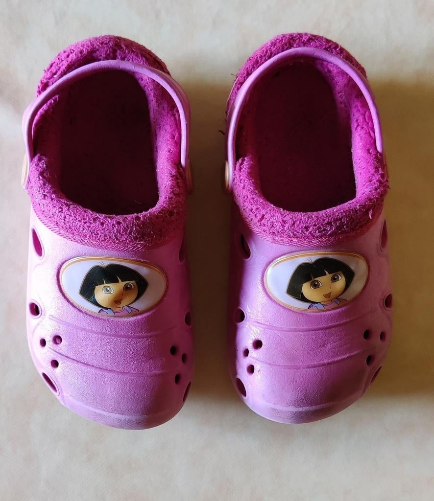Dora Crocs maat 26., Enfants & Bébés, Vêtements de bébé | Chaussures & Chaussettes, Enlèvement, Comme neuf