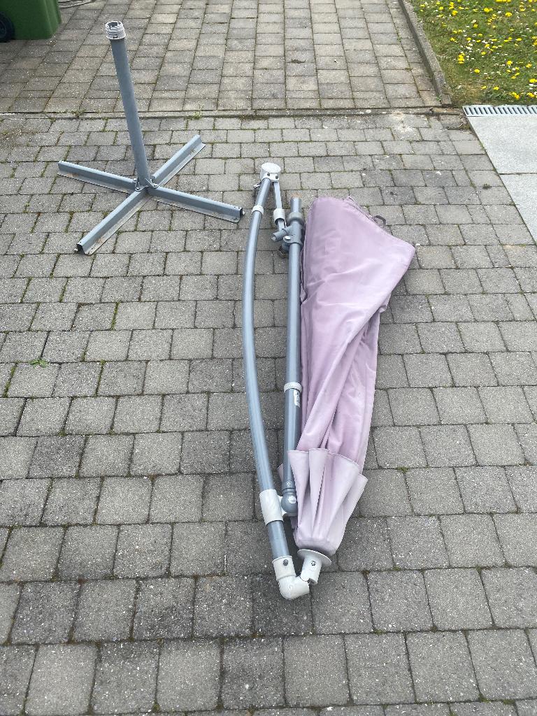 Parasol, Ophalen, Verstelbaar, Gebruikt, 2 tot 3 meter