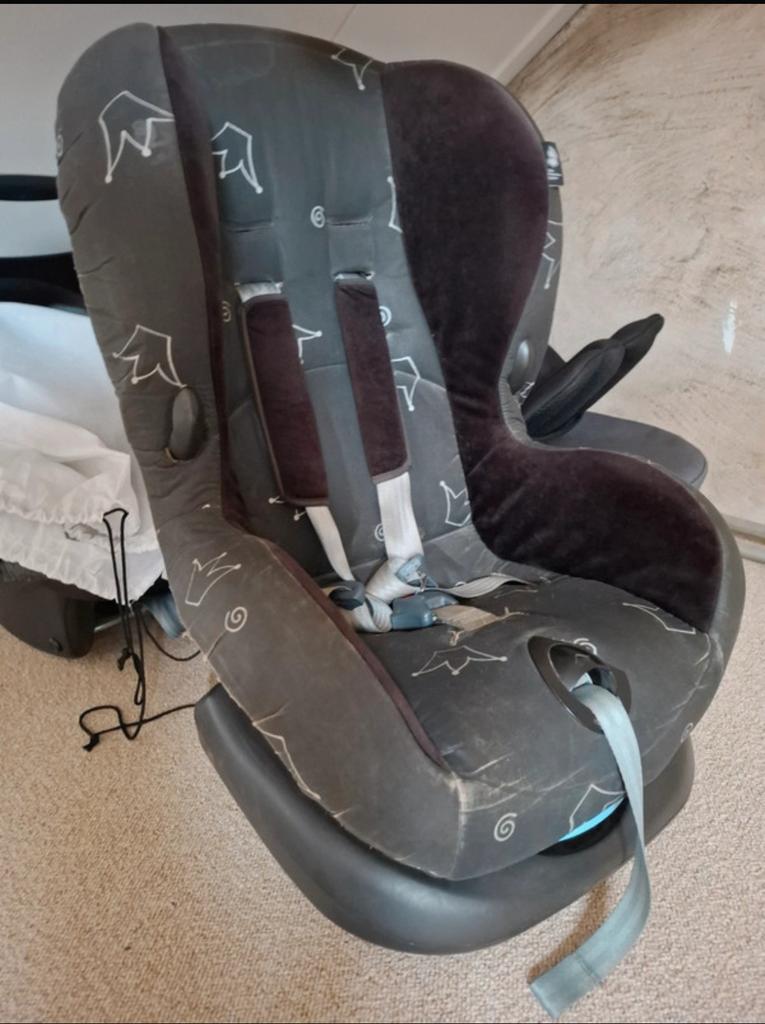 Autostoel 9–18 kg kinderzitje, Enfants & Bébés, Sièges auto, Autres marques, Ceinture de sécurité, Enlèvement, Utilisé