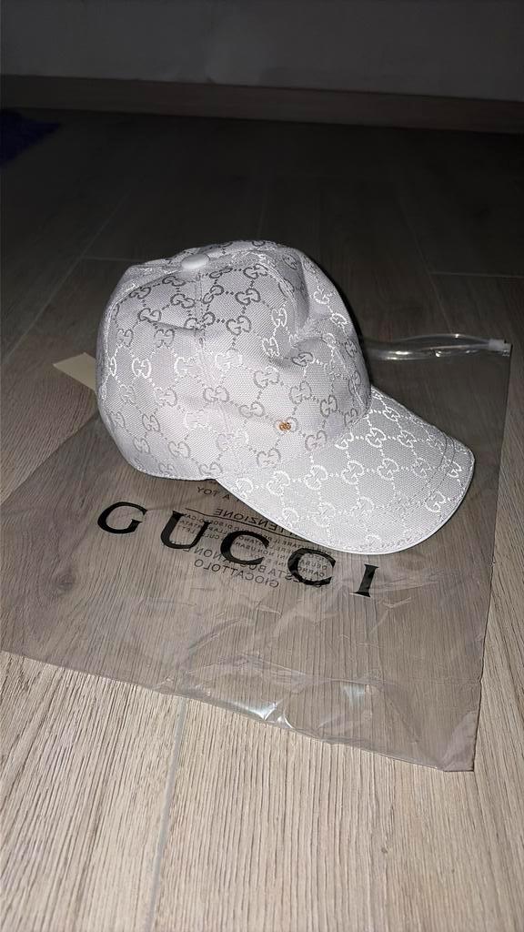 Casquette Gucci Blanche, Vêtements | Hommes, Chapeaux & Casquettes, Neuf, Casquette, 57 cm (M, 7⅛ pouces) ou moins, Enlèvement ou Envoi