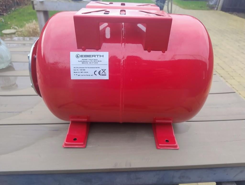 réservoir d'expansion, Enlèvement, Comme neuf