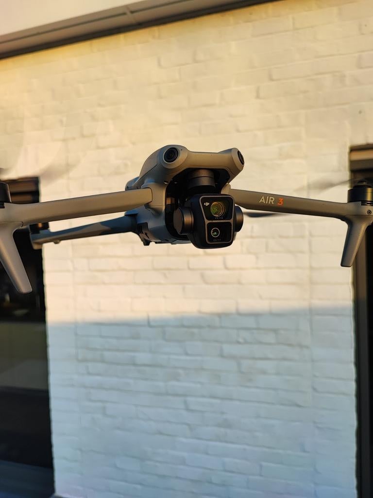 DJI AIR 3, Ophalen, Zo goed als nieuw, DJI