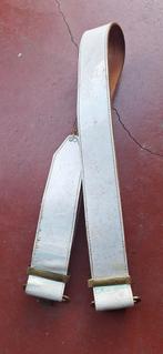 Ceinturon, Collections, Enlèvement