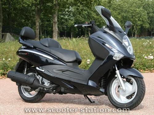 Sym 250 GTS pour pièces avec papiers., Autres modèles, Classe B (45 km/h), Enlèvement, Utilisé