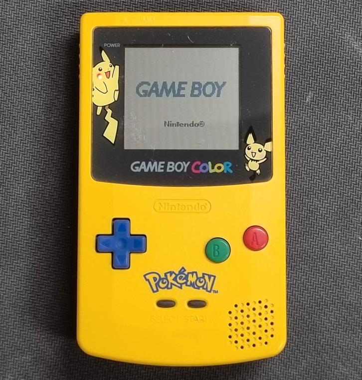 Pikachu Nintendo Game Boy Color CGB-001 Console Pokemon, Games en Spelcomputers, Spelcomputers | Nintendo Game Boy, Game Boy Color