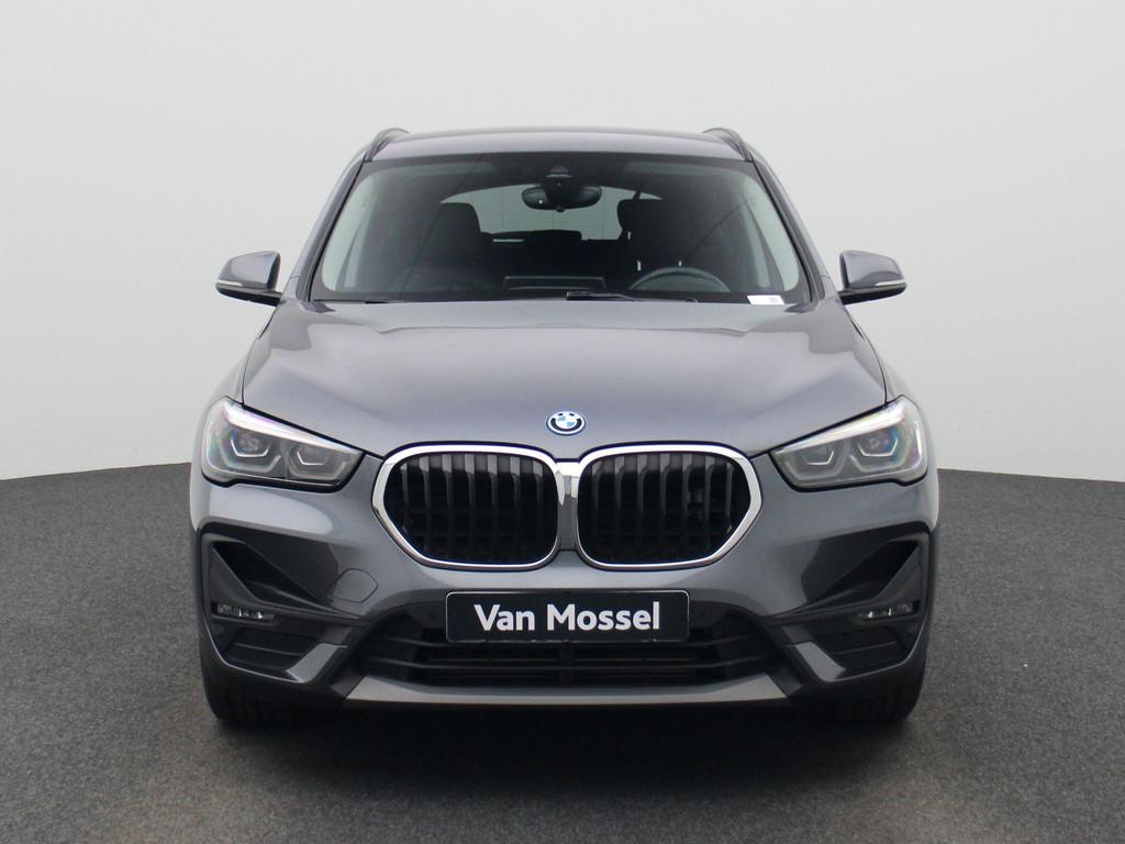 BMW X1 xDrive25e (162 kW) (automatique), Argent ou Gris, Achat, 750 kg, Entreprise