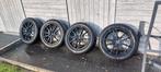 Winterbanden + zwarte velgen – Steekmaat 4x100, Autos : Pièces & Accessoires, Pneus & Jantes, Enlèvement ou Envoi, Pneus hiver