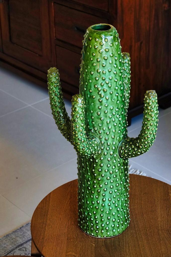 Serax Cactus XL keramiek by Marie Michielssen nieuwstaat, Maison & Meubles, Accessoires pour la Maison | Vases, Comme neuf, Vert