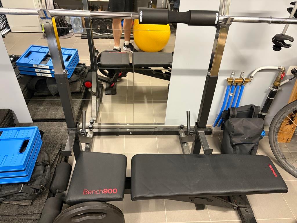 Homegym (toestel, bank en gewicht) + uitgebreide vloer, Ophalen, Gebruikt, Benen, Overige typen