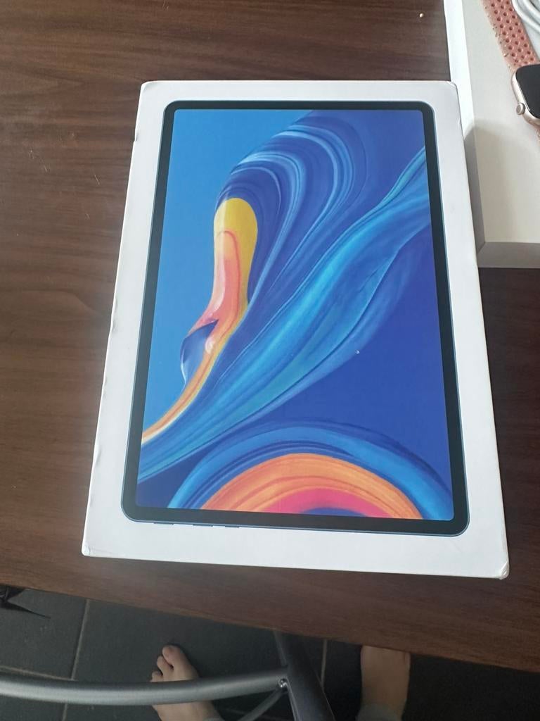 Tablet Android te koop met doos en toetsenbord, Ophalen, 13 inch of meer, Nieuw, Gps