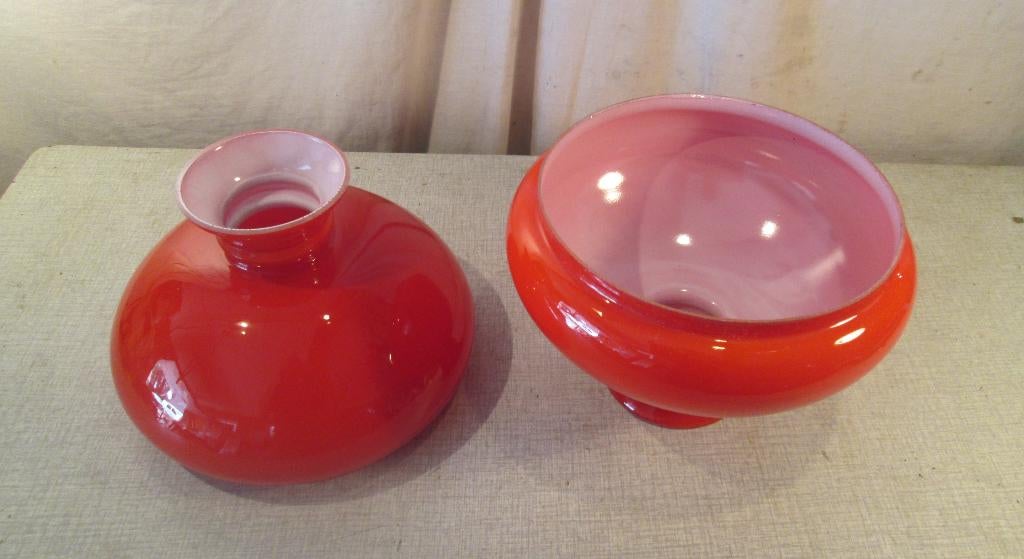 Magnifiques abat-jour rouges - 15H et 18,5 D., Maison & Meubles, Lampes | Abat-jour, Enlèvement ou Envoi, Comme neuf, Rouge, Rond