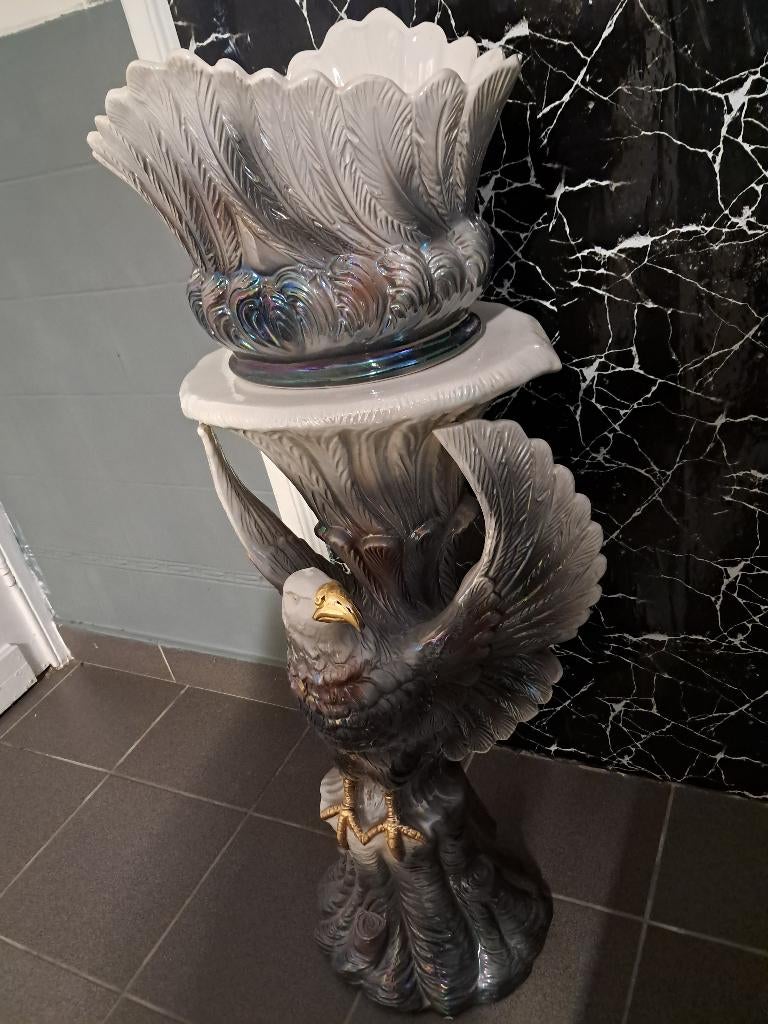 Vase italien, Enlèvement