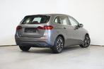 Mercedes-Benz B-CLASS 250 e - Slechts 8200 km (bj 2024), Auto's, Automaat, Gebruikt, Leder en Stof, 18 g/km
