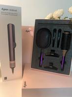 Dyson Airstrait neuf + coffret accessoires complet, Enlèvement, Neuf