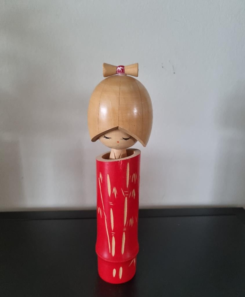 Mooie Kaguya-hime Kokeshi van Yamagishi Umeyoshi, Verzenden
