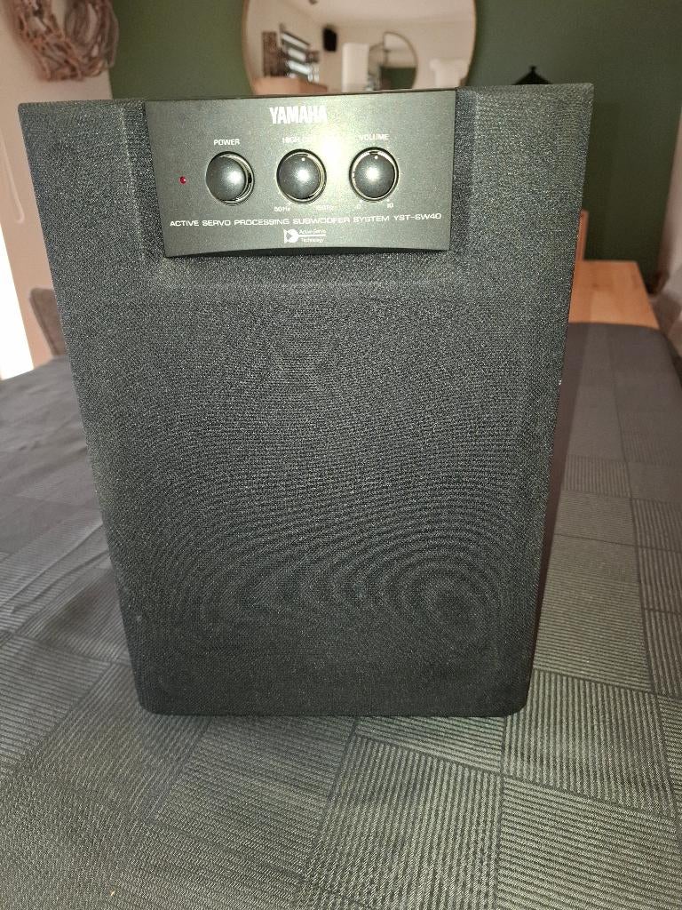 YAMAHA ACTIEVE SUBWOOFER YST-SW40, Audio, Tv en Foto, Luidsprekerboxen, Ophalen, Zo goed als nieuw, Subwoofer, Overige merken