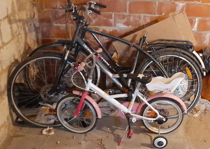 3 Fietsen te koop – 2 Stadsfietsen + 1 Kinderfiets – Opknapp, Fietsen en Brommers, Fietsen | Heren | Herenfietsen, Ophalen