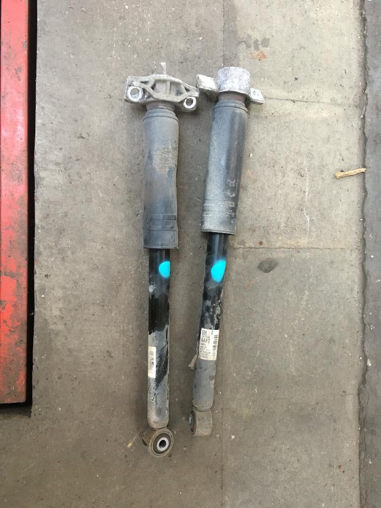 AMORTISSEURS ARRIERE OPEL ASTRA J BREAK, Auto-onderdelen, Ophanging en Onderstel, Opel, Gebruikt, Ophalen